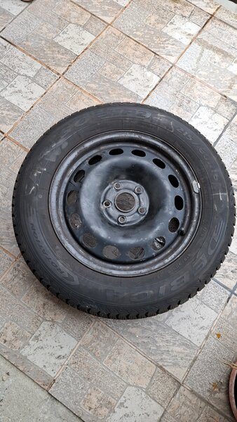 Vand 4 Jante + cauciucuri Debica de iarna  215/60R16 + capace