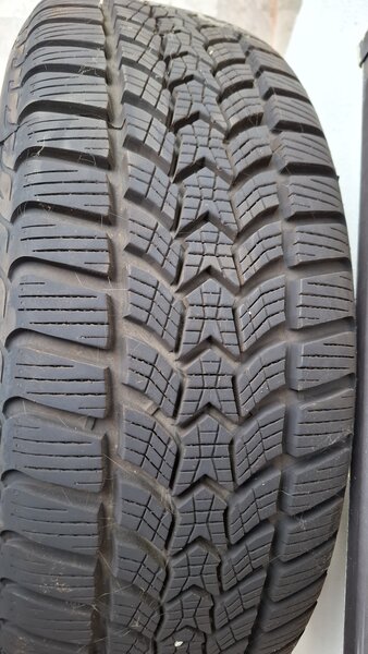 Vand 4 Jante + cauciucuri Debica de iarna  215/60R16 + capace