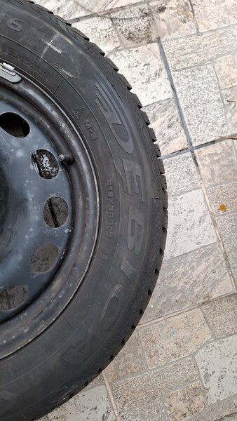 Vand 4 Jante + cauciucuri Debica de iarna  215/60R16 + capace